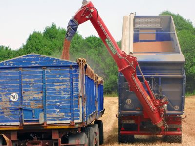 Фото Шнеки серии DF с гидравлическим складыванием без боковой регулировки высоты