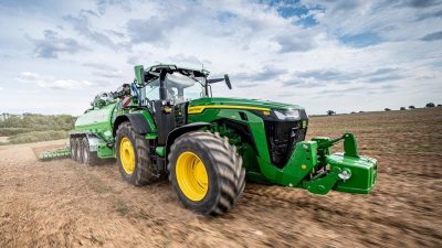 Фото Трактор John Deere 8R 370