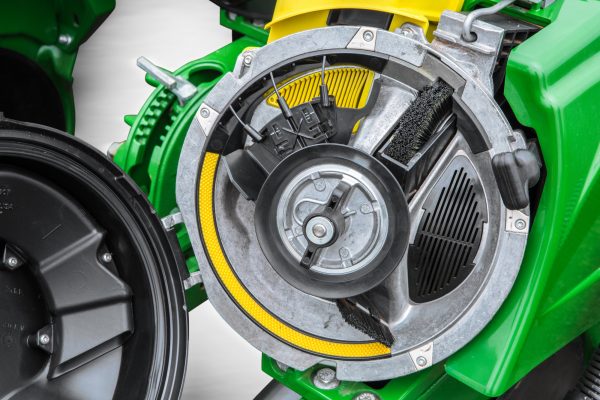 John Deere установила мировой рекорд по количеству засеянных гектаров в течение 24 часов