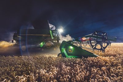 Фото Зерноуборочный комбайн John Deere X9 1100