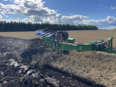 Фото Плуг AMAZONE Tyrok 400 Onland